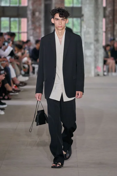 Look 1